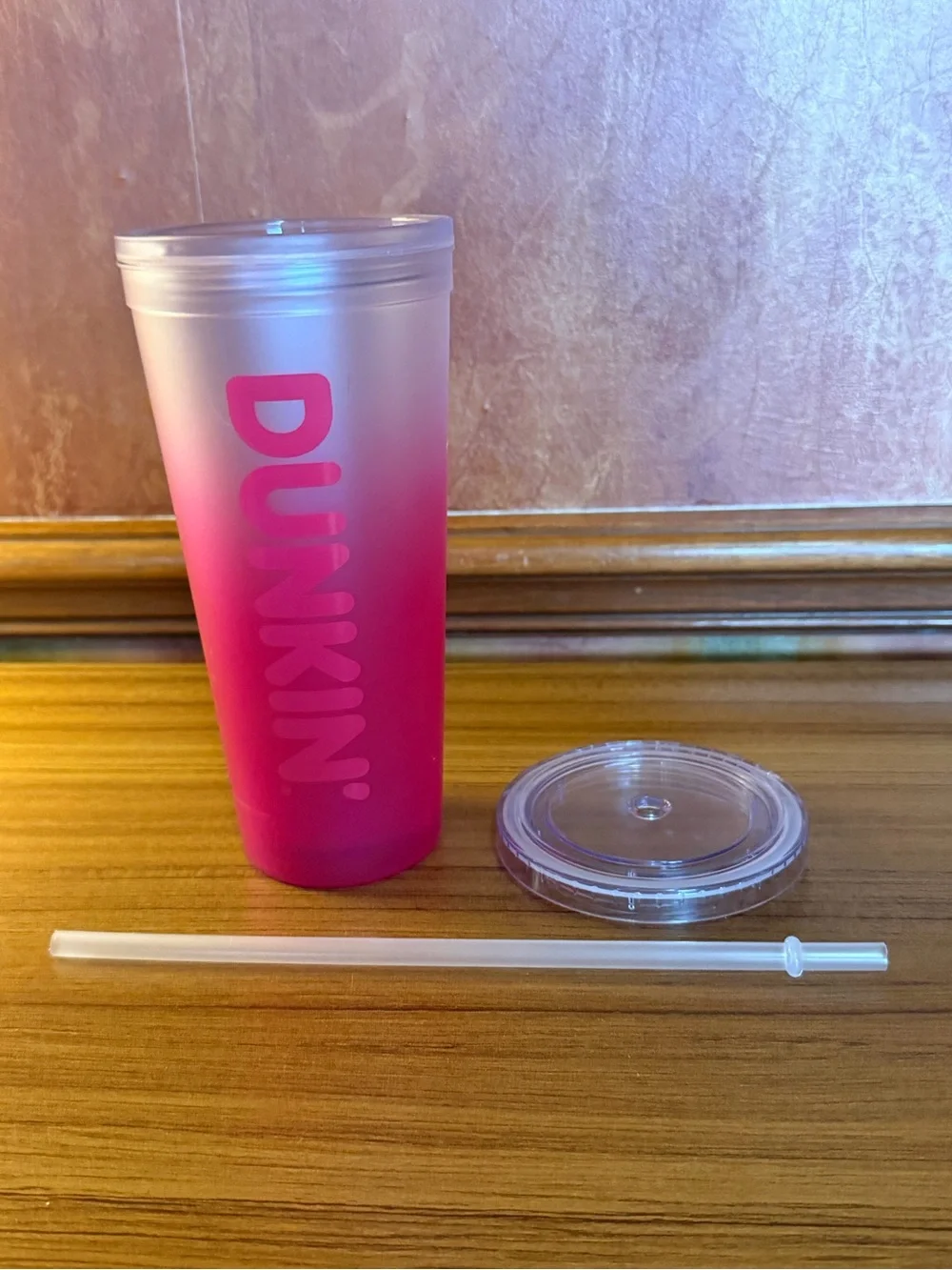 Dunkin' Donuts Summer 2024 Pink Straw & Ombre Plastic Insulated 24oz Tumbler